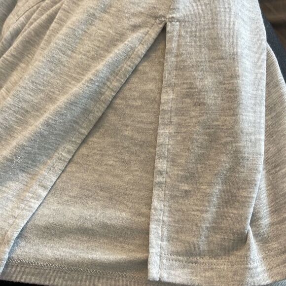Athleta Grey Threadlight Layering Tank Top Shirt Grey Gray XS - Picture 4 of 4